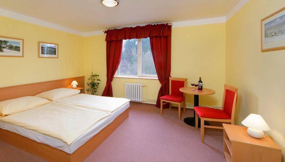 Hotel Harrachov Inn エクステリア 写真